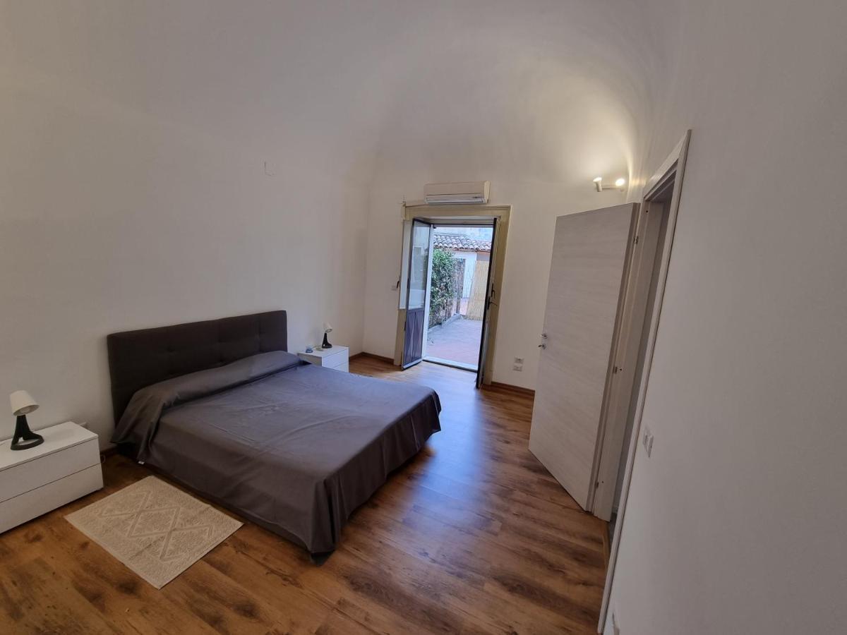 Palazzo Mannino Apartments Catania Luaran gambar