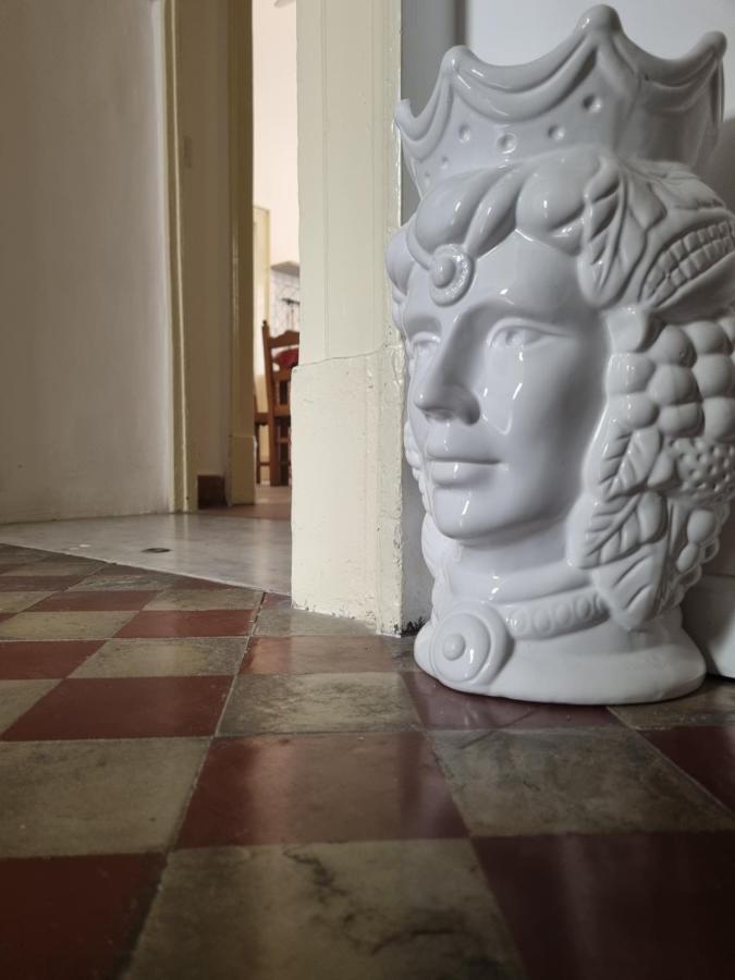 Palazzo Mannino Apartments Catania Luaran gambar