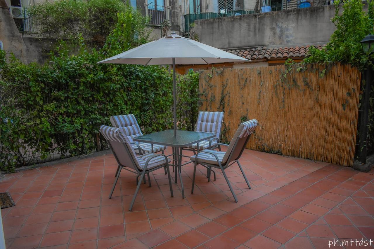 Palazzo Mannino Apartments Catania Luaran gambar